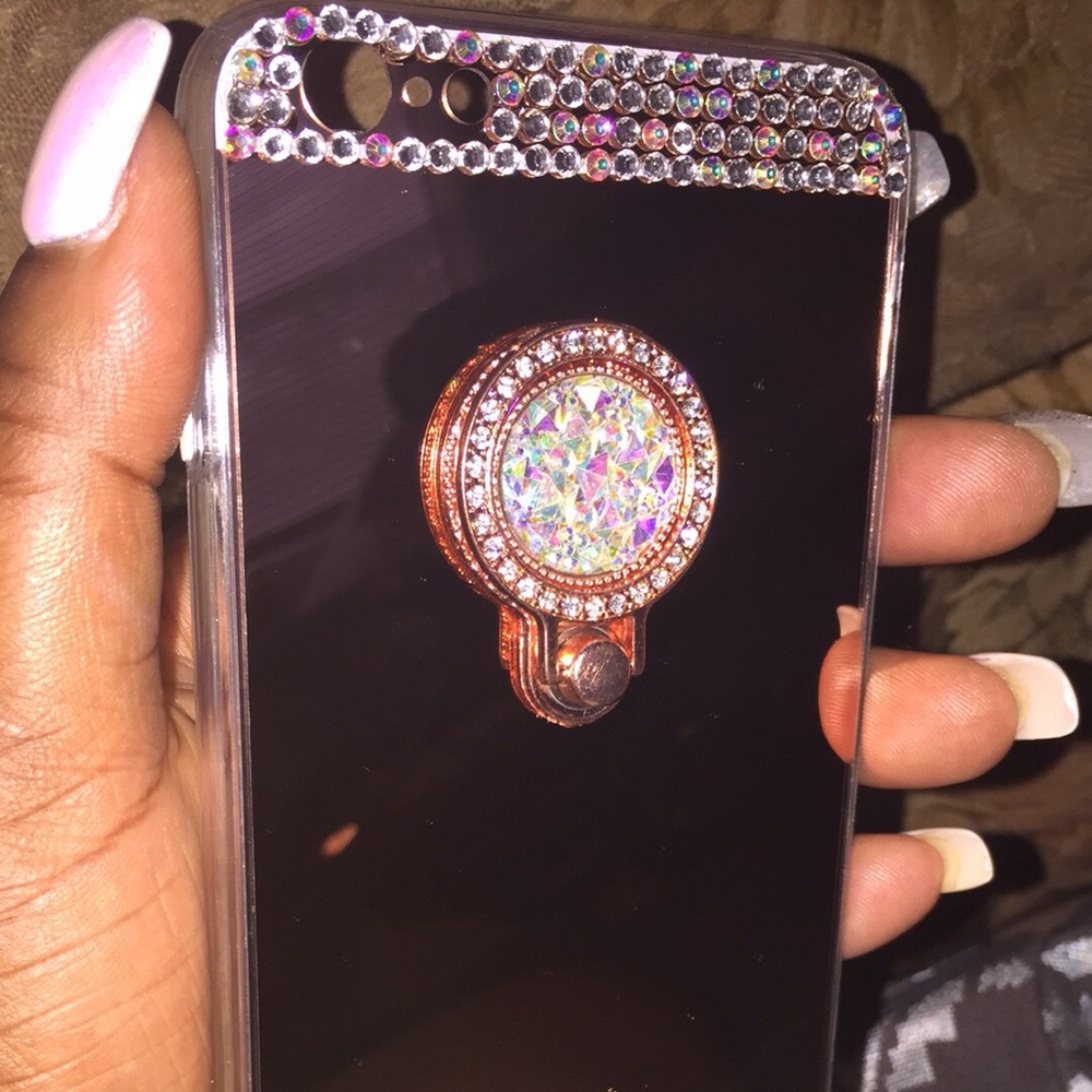 Hot bling 💎 iPhone case with kickstand! iPhone 6➕